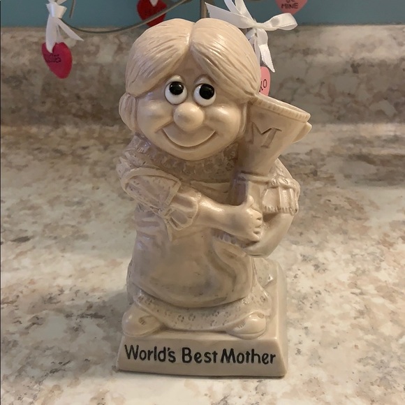 Vintage Russ Berrie Statue